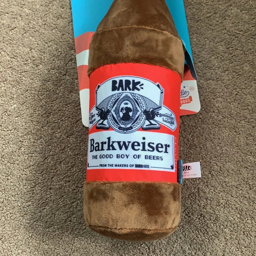 BARK XL Barkweiser Yankee Doodle Dog Toy